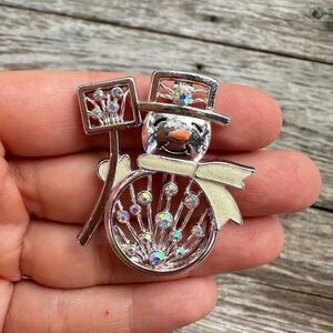Vintage Jewelry Snowman Brooch Pin